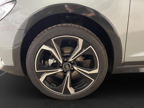 Audi A1 allstreet 30 TFSI S tronic LED LM 18" PDC+RFK