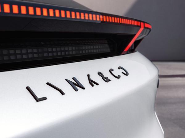 LYNK & Co 02 MORE / E-PRÄMIE! / VOR ANFRAGE BESCHREIBUNG LESEN!