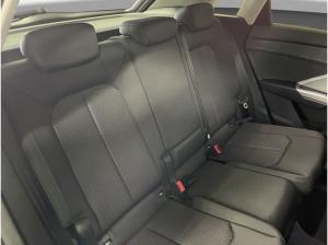 Audi Q3 35 TFSI advanced AHK LED LM 18" Navi PDC vo+hi