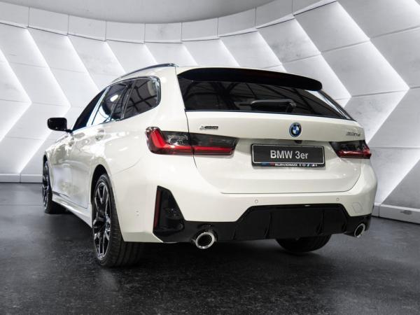 BMW 330 e xDrive Touring NEUJAHRAKTION