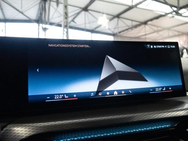 BMW 330 e xDrive Touring NEUJAHRAKTION