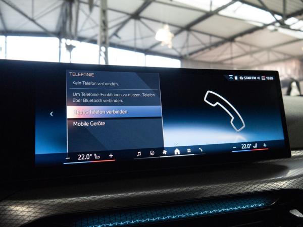 BMW 330 e xDrive Touring NEUJAHRAKTION