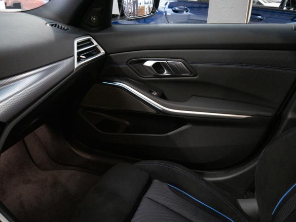 BMW 330 e xDrive Touring NEUJAHRAKTION