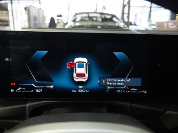 BMW 330 e xDrive Touring NEUJAHRAKTION