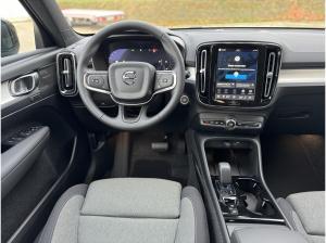 Volvo XC40 B4 Plus Black Edition