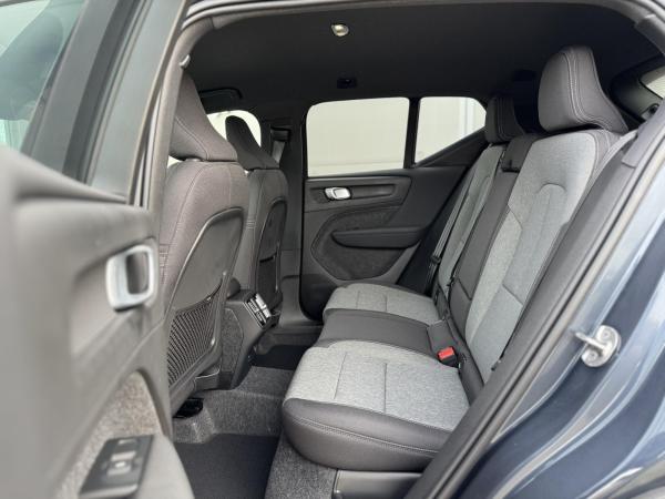 Volvo XC40 B4 Plus Black Edition