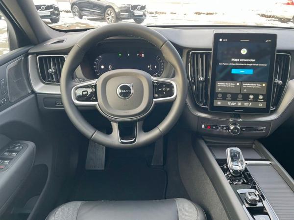 Volvo XC60 B5 AWD PLUS BLACK EDITION - sofort lief. -