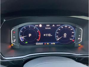 Volkswagen Touran Highline 1,5 TSI  150 PS DSG AHK STHZG PANO KEYLESS