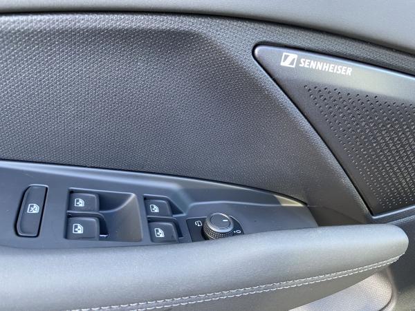 Cupra Terramar VZ 2.0 TSI DSG 4DRIVE MATRIX NAVI HUD SENNHEISER