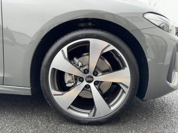 Audi A5 Avant 2.0 TFSI Tech LED Navi AHZV S tronic