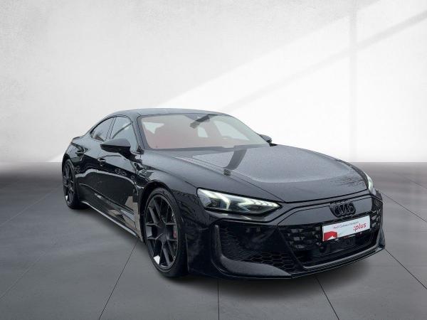 Audi RS e-tron GT performance quattro Head-up