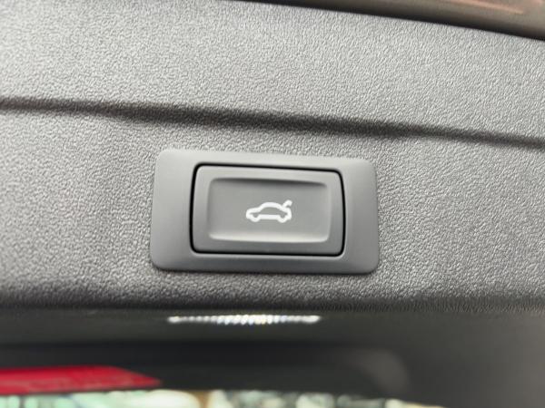 Audi A5 Avant 2.0 TFSI Tech LED Navi AHZV S tronic