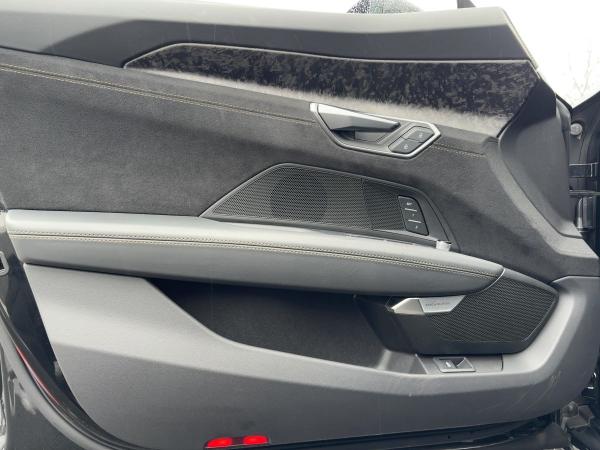 Audi RS e-tron GT performance quattro Head-up