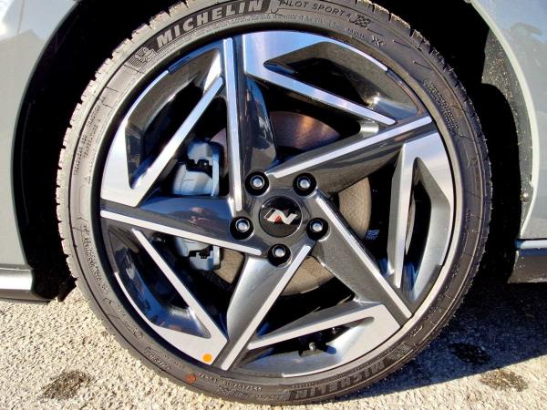 Hyundai i30 Kombi 1.5 T-GDI 48V N Line NAVI|KAMERA|SHZ