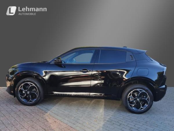 Alfa Romeo Junior Ibrida Q4-April_Aktion-1,2 VGT 107kW - Panoramadach-