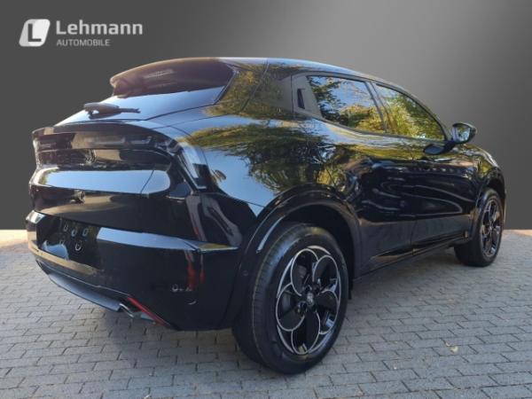 Alfa Romeo Junior Ibrida Q4-April_Aktion-1,2 VGT 107kW - Panoramadach-