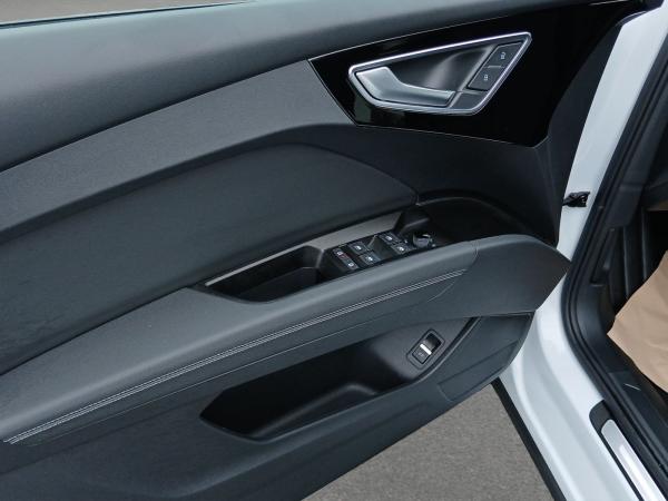 Audi Q4 e-tron Q4 45 e-tron edition S-Line Standklima Parkassistent Matrix AHK ACC