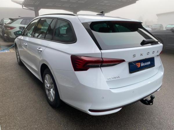 Skoda Octavia 2.0 TDI DSG Selection LED AHK RFK NAVI