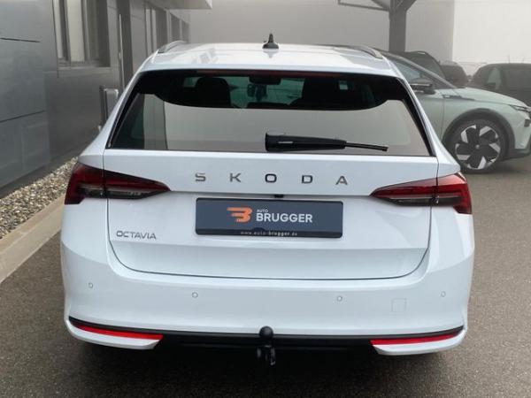 Skoda Octavia 2.0 TDI DSG Selection LED AHK RFK NAVI