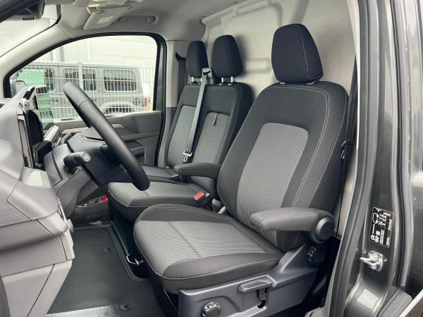 Volkswagen Transporter T7Kasten LR LANG STYLE DSG L2 AHK