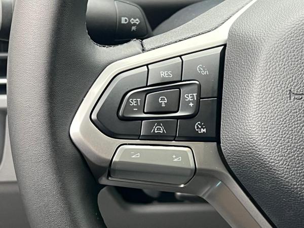 Volkswagen Transporter T7Kasten LR LANG STYLE DSG L2 AHK