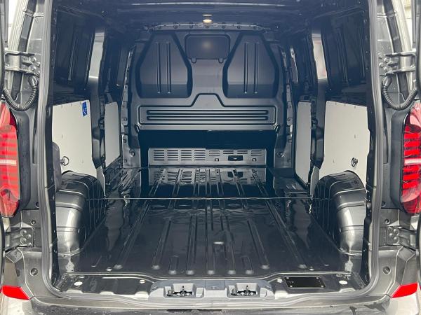 Volkswagen Transporter T7Kasten LR LANG STYLE DSG L2 AHK