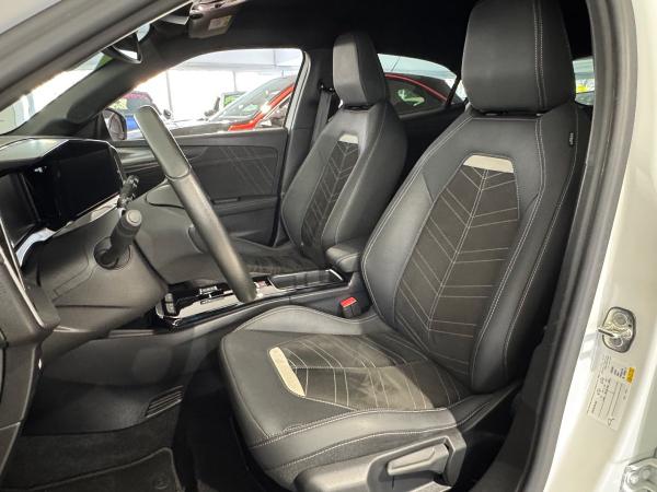 Opel Mokka-e Mokka e Ultimate ACC+Alcantara+LED+Navi+SHZ+Kam.