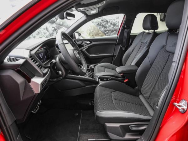 Audi A1 Sportback S line Plus 40 TFSI ACC CarPlay, LED PDC