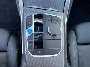 BMW i4 eDrive40 M Sportpaket +Innovationspaket +AHK