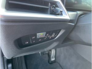 BMW i4 eDrive40 M Sportpaket +Innovationspaket +AHK