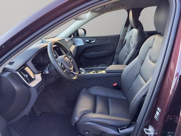 Volvo XC60 T6 AWD Plus Dark+PremiumPak+360°Kam+Nappa