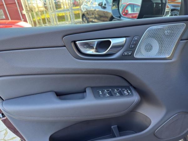 Volvo XC60 T6 AWD Plus Dark+PremiumPak+360°Kam+Nappa