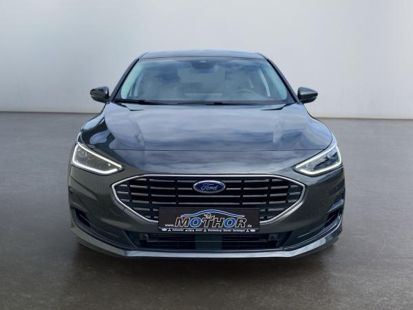 Ford Focus mit Fahrerassistenz und Easy-Paket,Panorama Dach