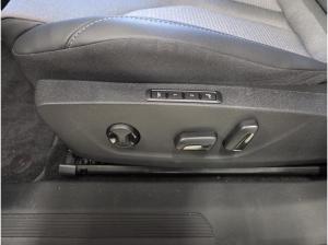 Skoda ENYAQ Plus - AHK NAVI PDC Uni-Charger