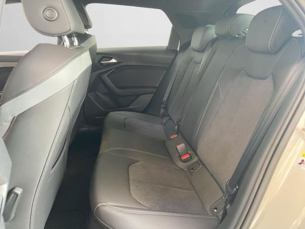 Audi A1 Sportback S tronic SONOS Sound, Sitzhzg., LED Scheinwerfer, Dynamikpaket plus, RFK,