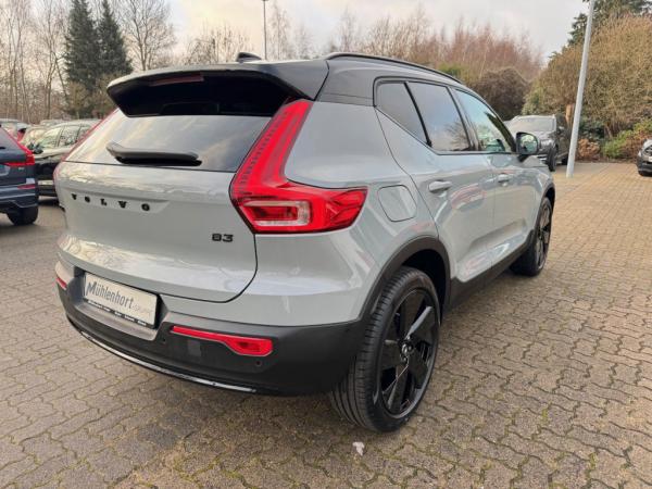 Volvo XC40 B3 Plus Black Edition