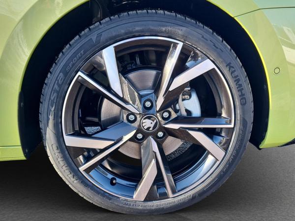 Skoda Octavia Combi TDI DSG Sportline StHzg AHK