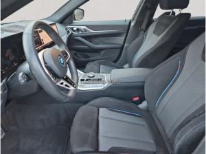 BMW i4 xDrive40 M Sportpaket +Innovationspaket +ACC
