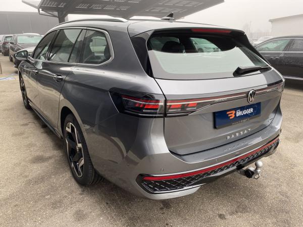 Volkswagen Passat 2.0 TDI DSG 4M R-Line MATRIX AHK HUD 360° NAVI