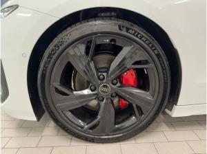 Audi A6 e-tron A6 Avant e-tron qu. AHK LED 360°K HUD