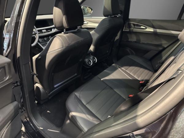 Alfa Romeo Stelvio Veloce Q4 2.0 Turbo-21 Zoll-Panoramadach-