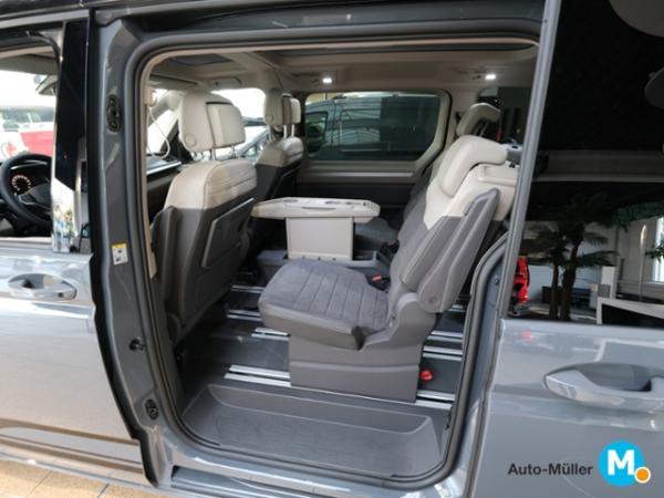Volkswagen T7 Multivan Edition TDI DSG Pano Matrix DCC AHK