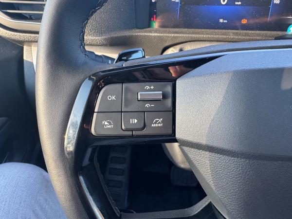 Opel Vivaro Kombi 2.0 D (L2) Basis M Fernlichtass.