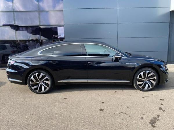 Volkswagen Arteon COUPÉ eHybrid R-Line DSG Pano Navi Matrix