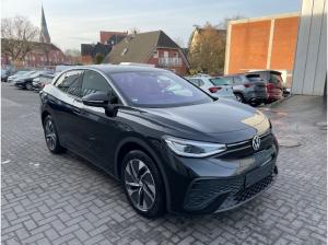 Volkswagen ID.5 Pure AHK SideAssist ACC Wärmep. IQ-Light 19Zoll
