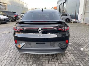 Volkswagen ID.5 Pure AHK SideAssist ACC Wärmep. IQ-Light 19Zoll