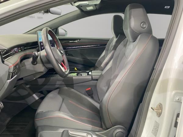 Volkswagen ID.7 Tourer GTX 4Motion 91 kWh / Navi