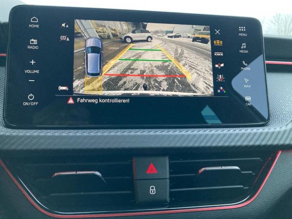 Skoda Kamiq Monte Carlo 1.0TSI DSG.MATRIX.PANO.SIHZ.AHK.KAM.TravelA.NAV.VC.eHECK.Smar