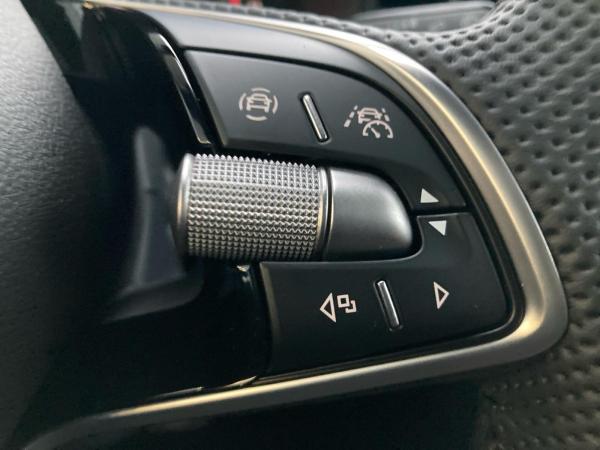 Skoda Kamiq Monte Carlo 1.0TSI DSG.MATRIX.PANO.SIHZ.AHK.KAM.TravelA.NAV.VC.eHECK.Smar