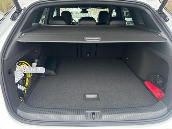 Volkswagen ID.7 Tourer Pro S 86kWh AHK+WÄPU+STDHZ+